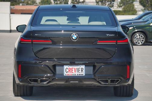2025 BMW 760 i xDrive