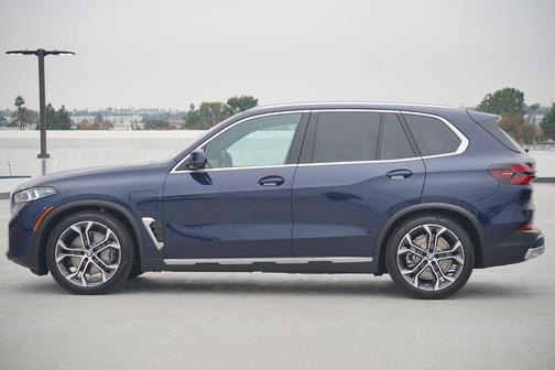 2026 BMW X5 PHEV xDrive50e