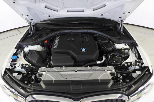 2022 BMW 330 330i