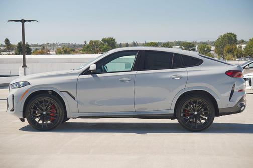 2026 BMW X6 xDrive40i