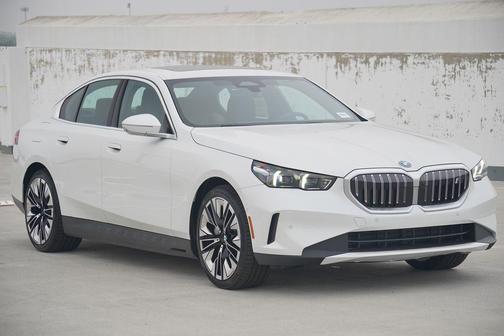 2026 BMW i5 xDrive40