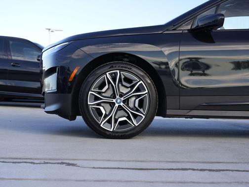 2024 BMW iX xDrive50