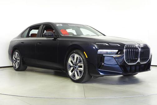 2023 BMW 740 