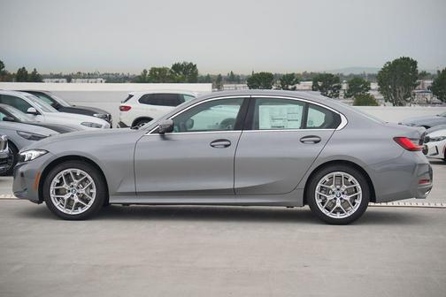 2026 BMW 330 xDrive NA