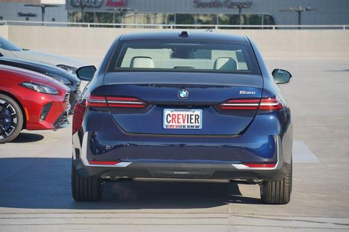 2025 BMW 530 i