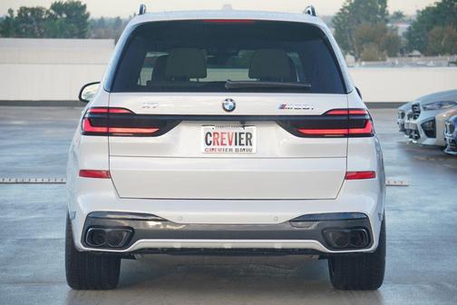 2026 BMW X7 M60i