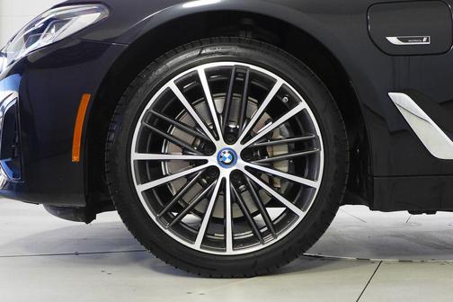 2023 BMW 530e Base