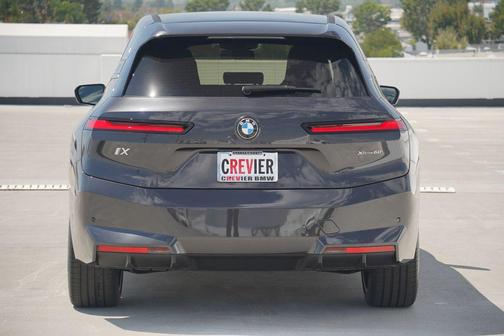 2026 BMW iX xDrive60