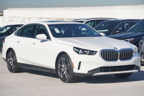 2026 BMW 530 530i
