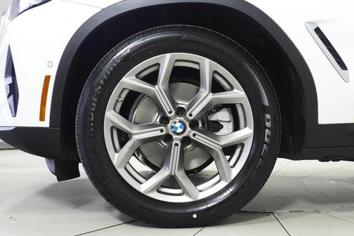 2022 BMW X4 xDrive30i