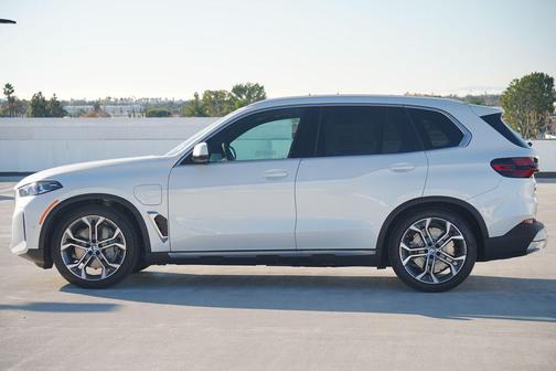 2026 BMW X5 PHEV xDrive50e