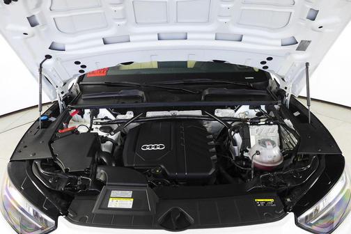 2023 Audi Q5 45 S line Premium