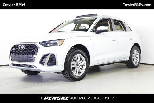 2023 Audi Q5 45 S line Premium
