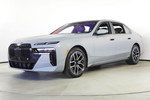 2023 BMW 740 i