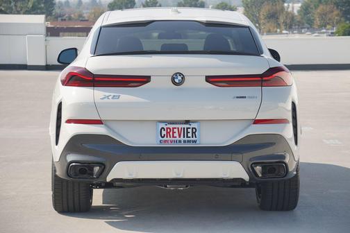 2026 BMW X6 xDrive40i