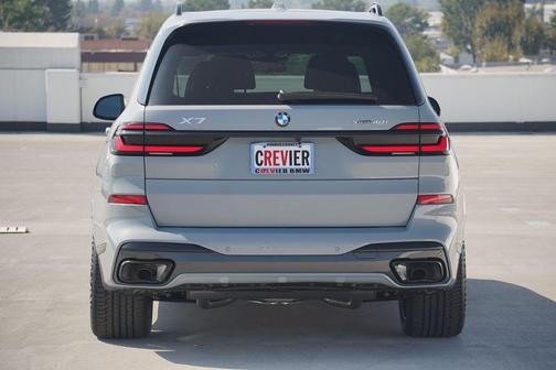 2026 BMW X7 xDrive40i