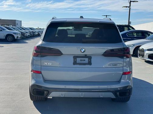 2025 BMW X5 sDrive40i