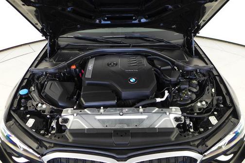 2023 BMW 330 330i
