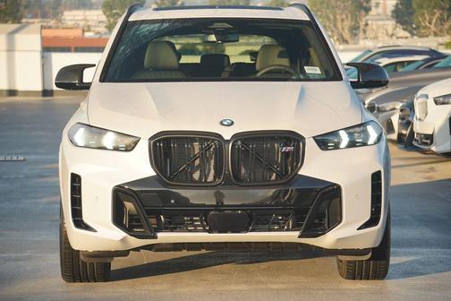 2026 BMW X5 M60i