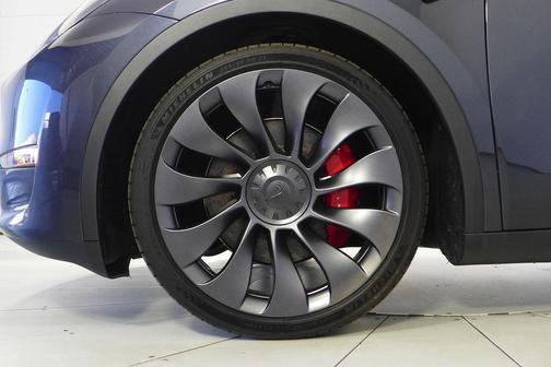 2024 Tesla Model Y Performance Dual Motor All-Wheel Drive