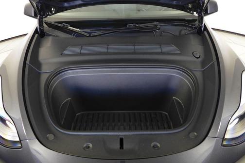 2024 Tesla Model Y Performance Dual Motor All-Wheel Drive