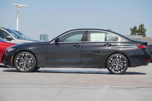 2025 BMW 330 330i