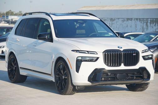2026 BMW X7 M60i