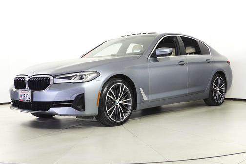 2021 BMW 540 540i