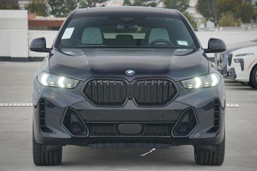 2026 BMW X6 xDrive40i