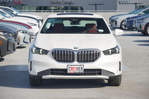2025 BMW 530 530i