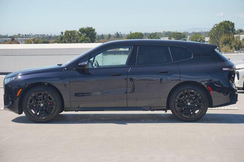 2026 BMW iX xDrive60