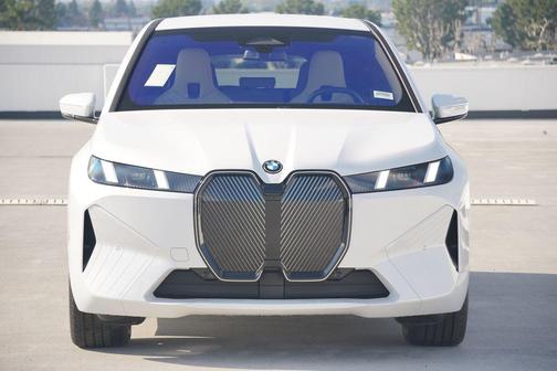 2026 BMW iX xDrive45
