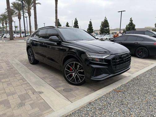 2023 Audi Q8 55 Premium Plus