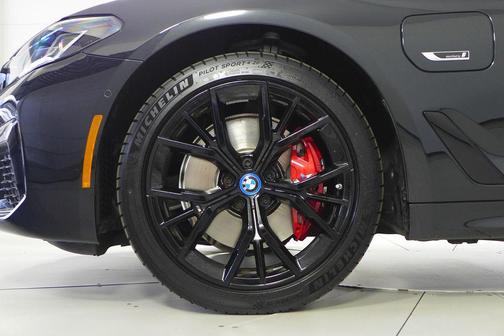 2023 BMW 530e Base