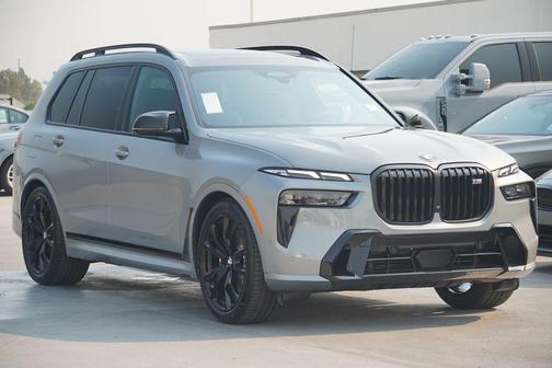 2026 BMW X7 M60i
