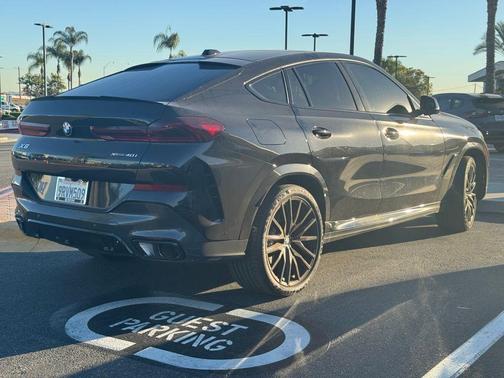 2025 BMW X6 xDrive40i