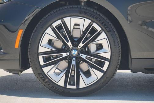 2026 BMW 530 i