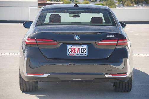 2026 BMW 530 i
