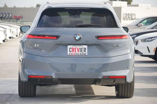 2026 BMW iX xDrive60