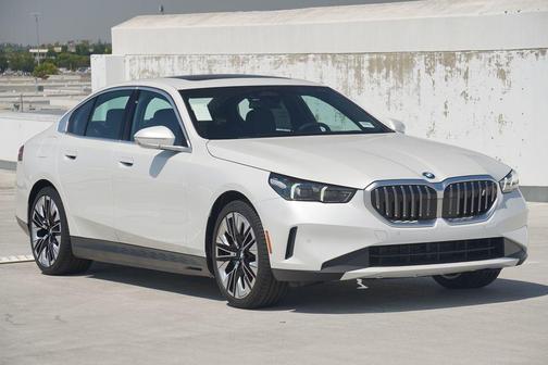 2026 BMW i5 eDrive40