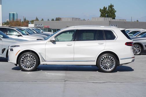 2026 BMW X7 xDrive40i