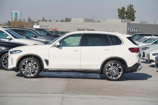2025 BMW X5 sDrive40i