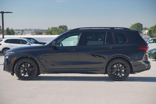 2026 BMW X7 M60i