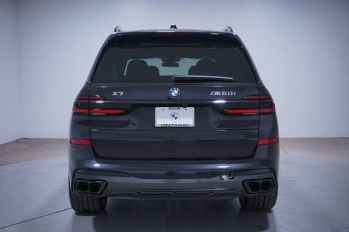 2026 BMW X7 M60i