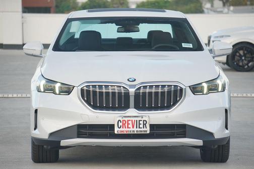 2026 BMW 530 i