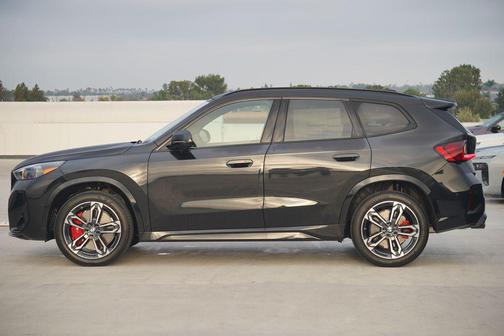 2025 BMW X1 M35i