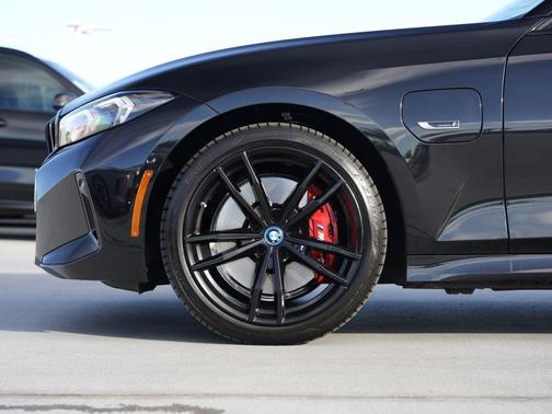 2023 BMW 330e Base