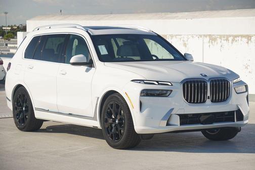 2026 BMW X7 xDrive40i
