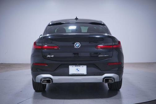 2024 BMW X4 xDrive30i