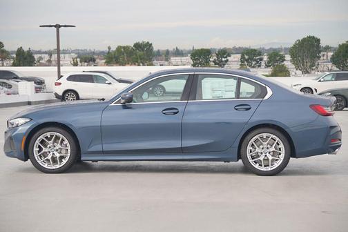 2026 BMW 330 xDrive NA